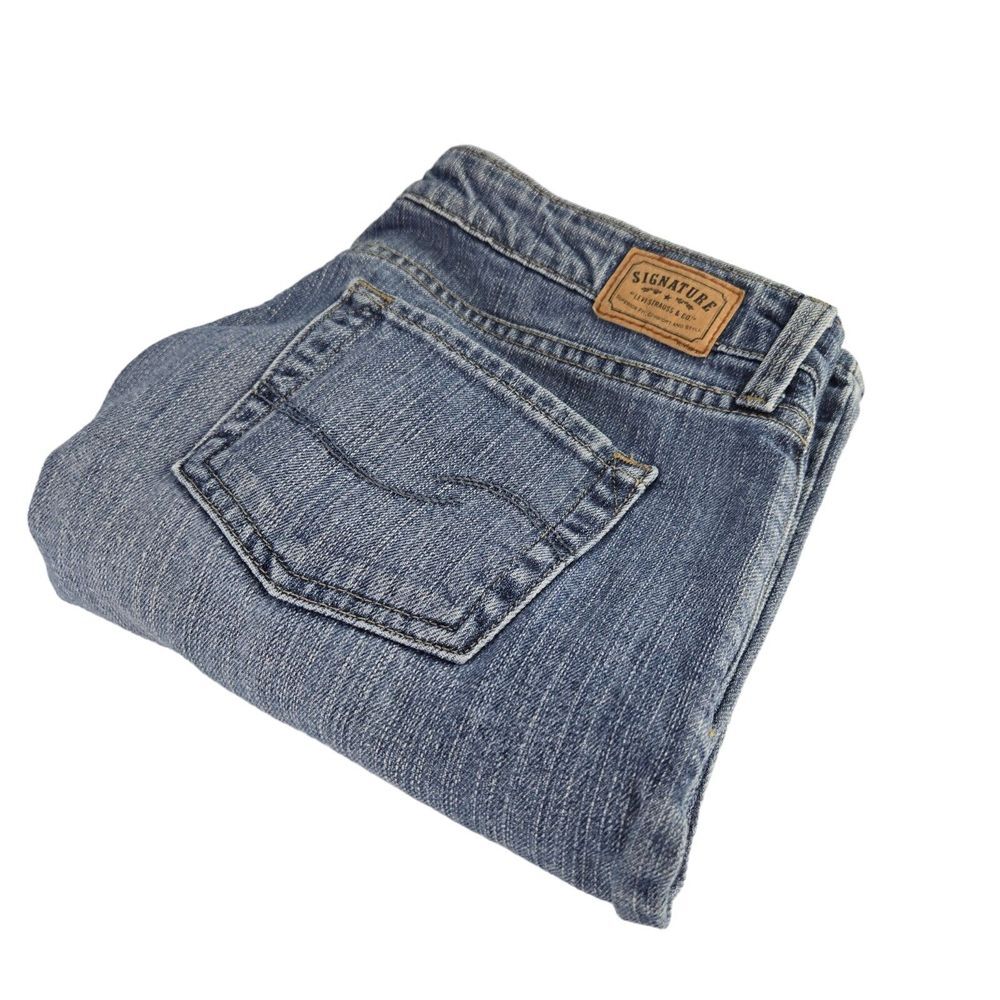 Signature by Levi Strauss Womens 8 Blue Mid Rise Bootcut Jeans